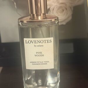 Ariana Grande Pink Woods Fragrance